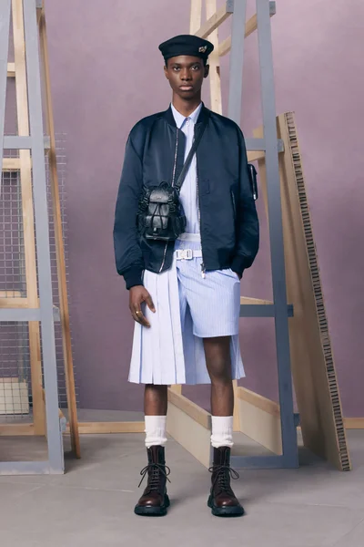Look 26